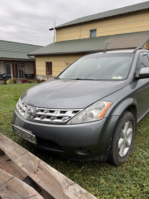 Позашляховик Nissan Murano