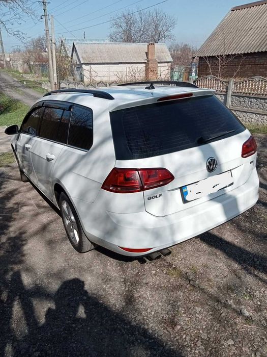 Продам машину Volswagen Golf 2015 року