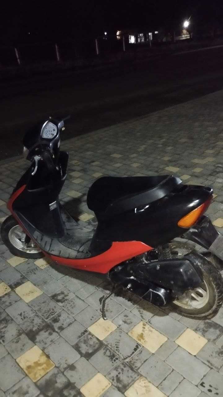 Продам скутер Honda Dio 34