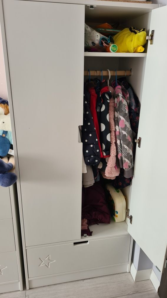 Komoda i szafa dziecięca komplet w gwiazdki firma Pacyga