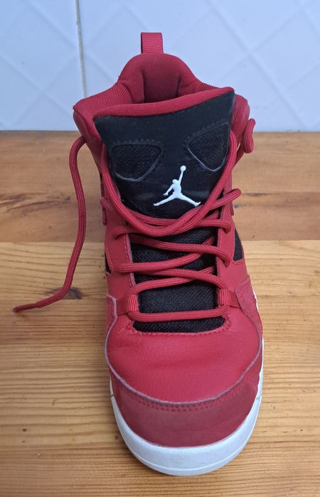 Bota Vermelha Air Jordan
