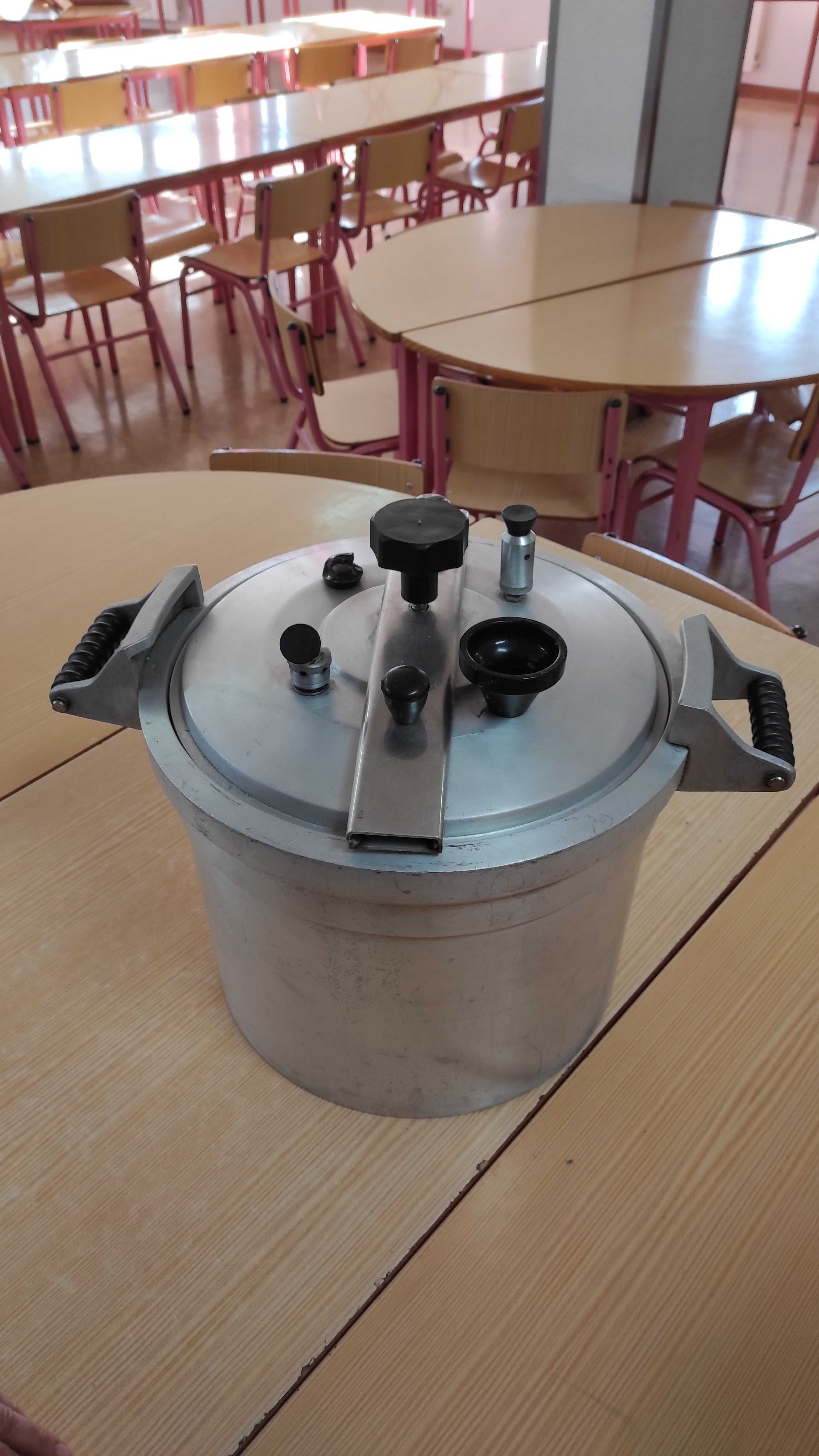 Panela de pressão industrial 25L