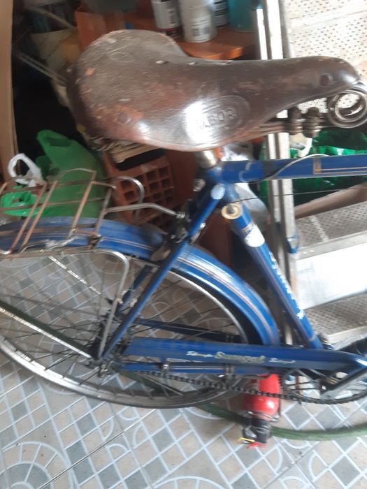 Vendo duas pasteleiras