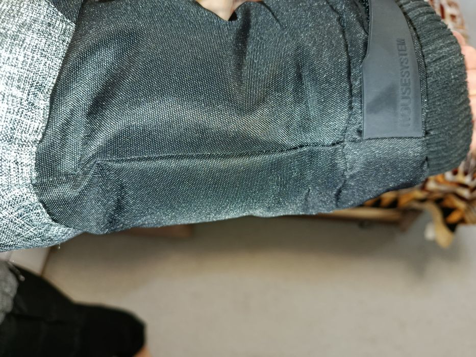 Продам зимову куртку