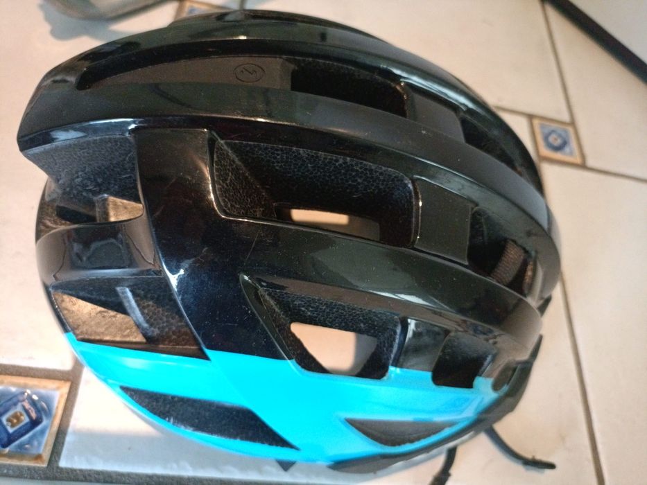 Kask rowerowy w idealnym stanie