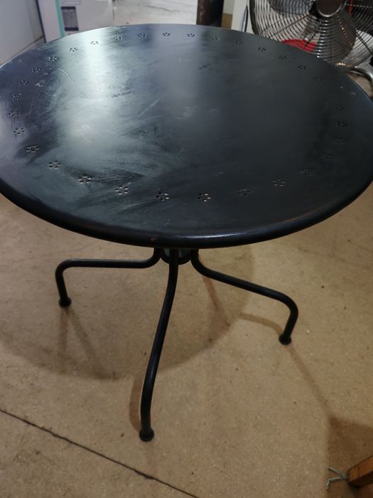 Stolik okrągły metalowy ogrodowy ikea