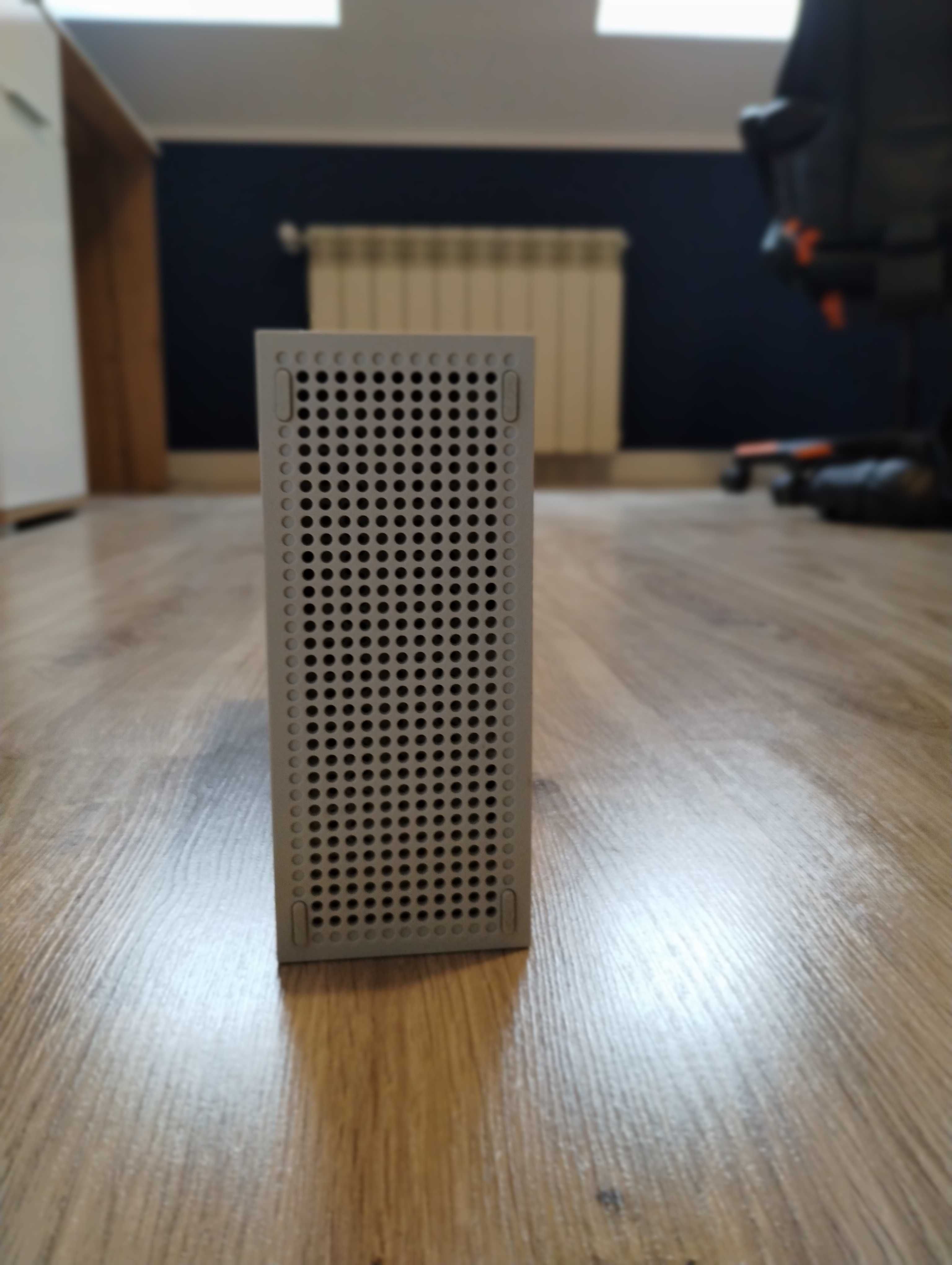 Xbox series s +2 kontrolery i stacja ładująca