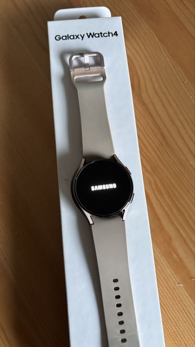 Zegarek Smartwatch Samsung Galaxy Watch 4 Ping Gold