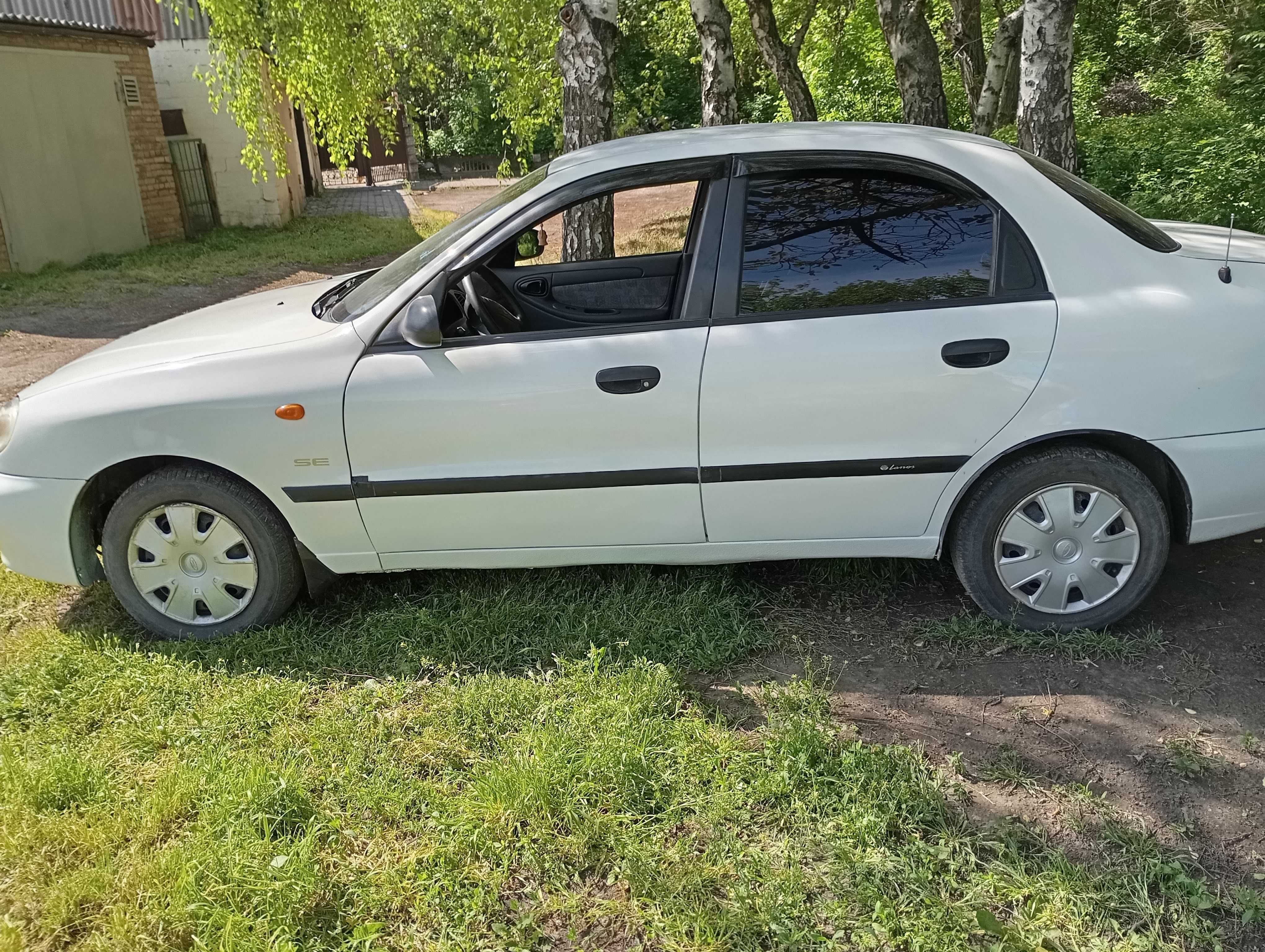 В рассрочку Daewoo Lanos 1.6 полной комплектации на газу