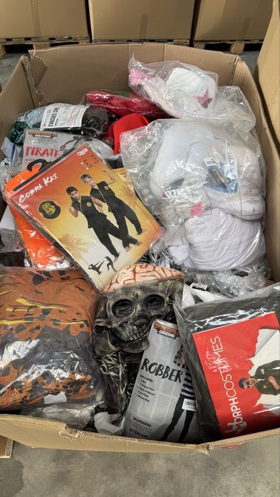 Palety Stroje Karnawałe Hallowen Mix z Amazon