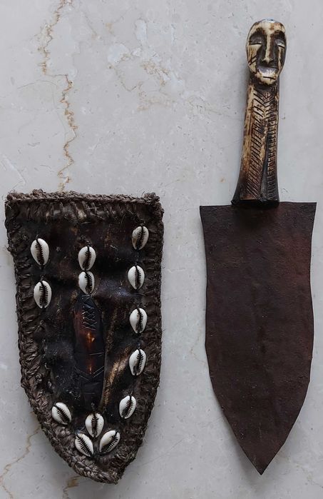 nóż plemienia Lega z Kongo