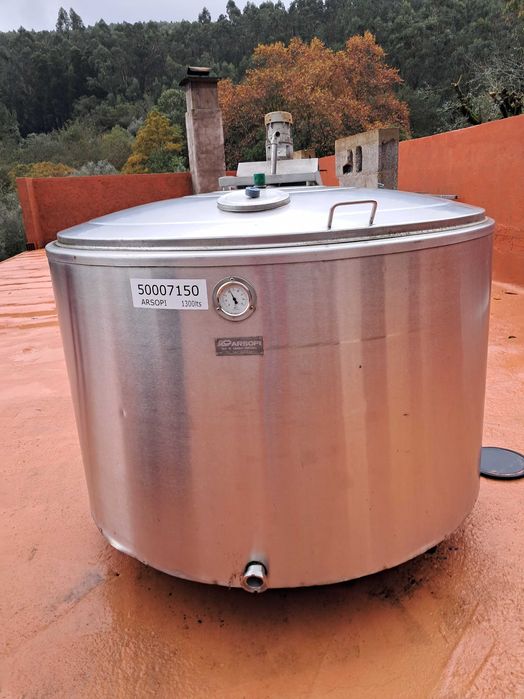 Tanque refrigerador 1300 litros