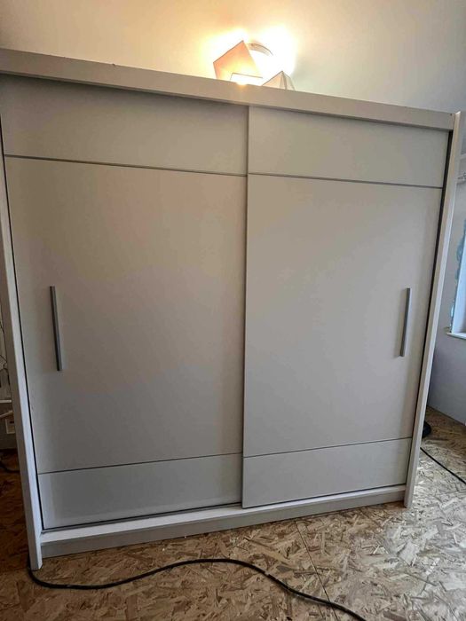 Szafa biała przesuwna rezerwacja do 19.11
