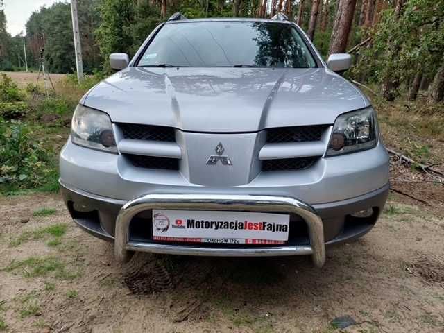 Mitsubishi Outlander stały napęd 4x4