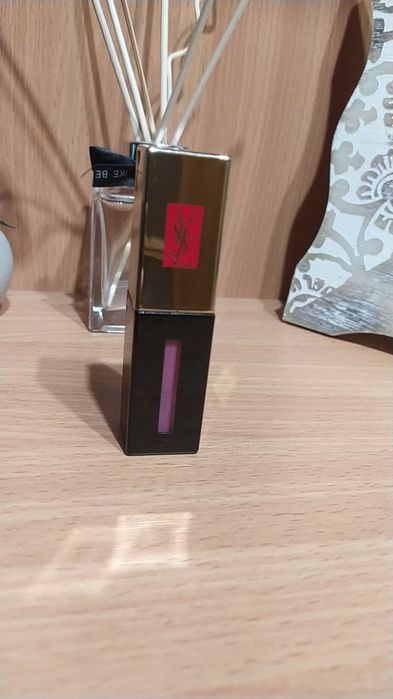 Блеск для губ Yves Saint Laurent тон 8