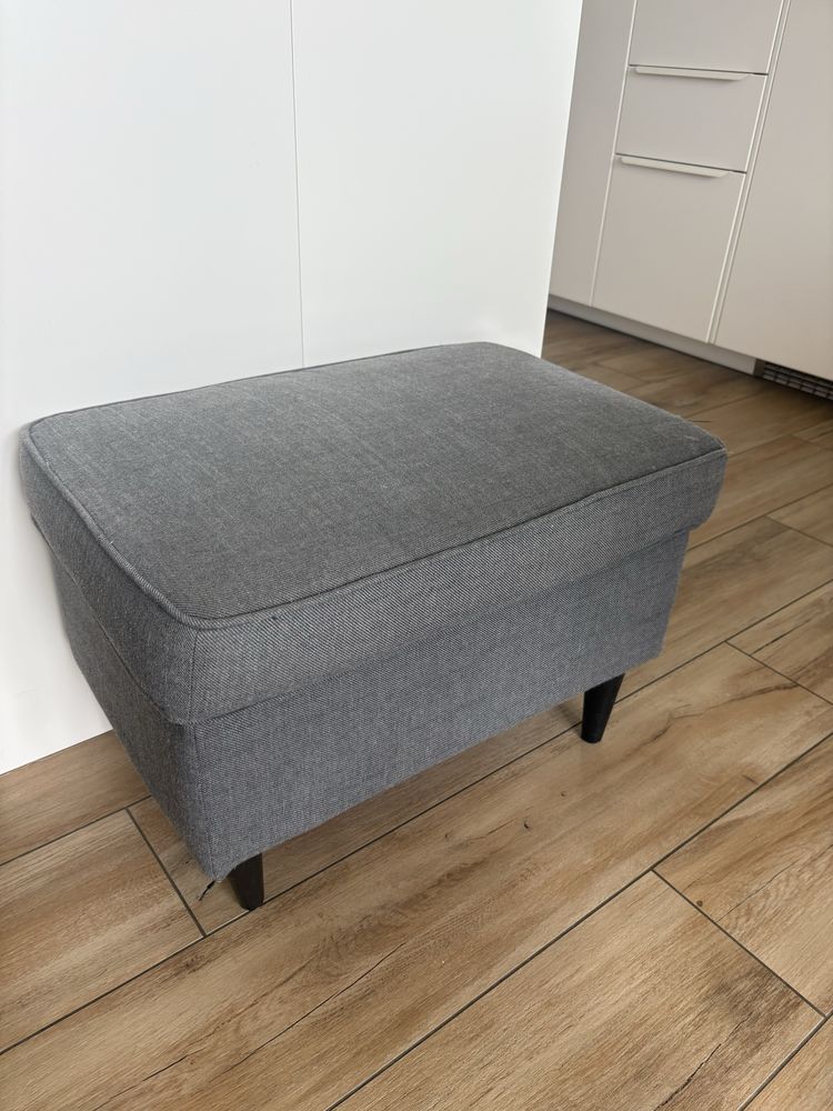 Podnóźek z ikea szary