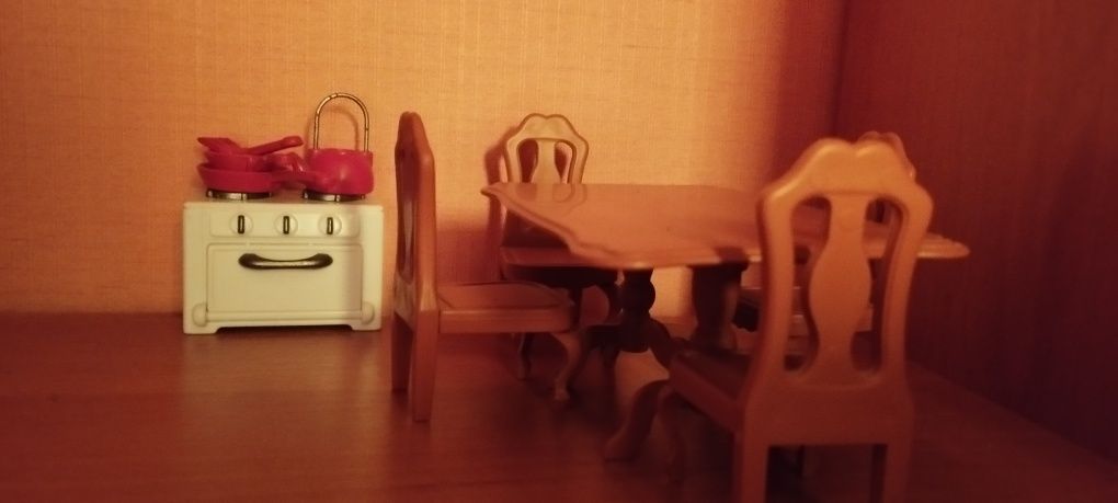 Меблі типу Sylvanian families для ляльок