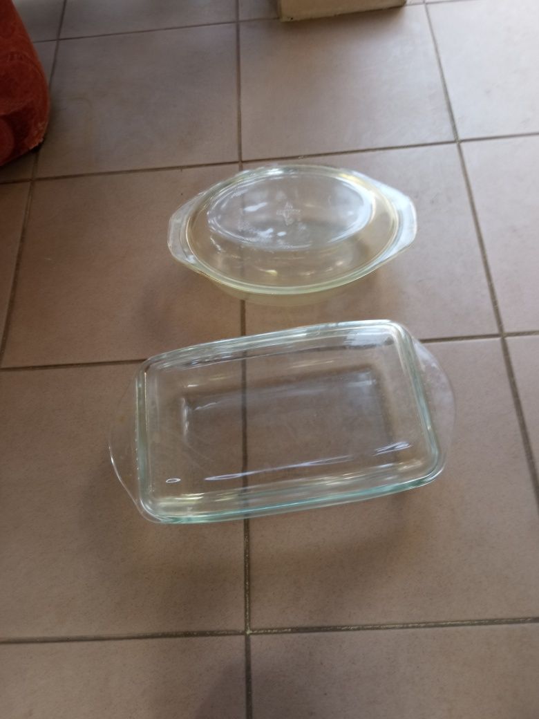 Szklane naczynia żaroodporne