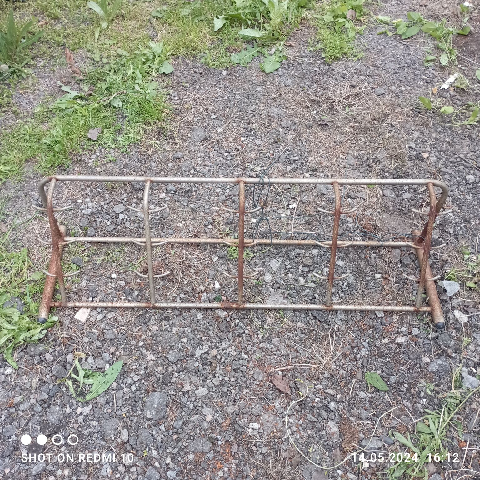 Продам Вешалку,подставку,Совдеп