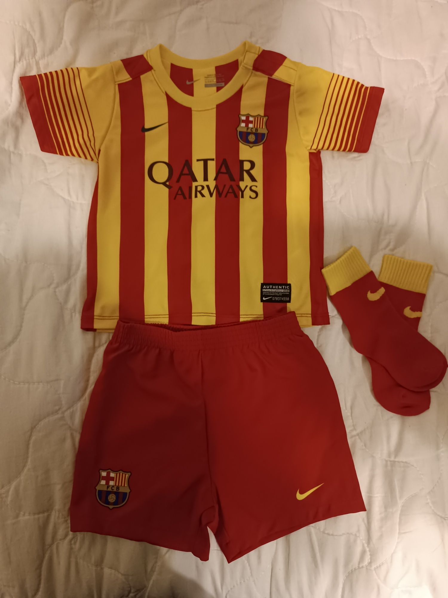 Equipamento Barcelona 12-18 meses