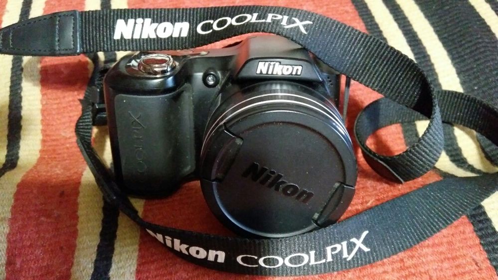 Продам фотоапарат Nikon Coolpix L100