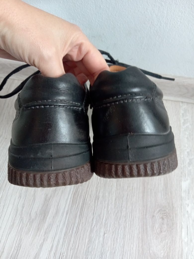 Buty skórzane Ecco r.43