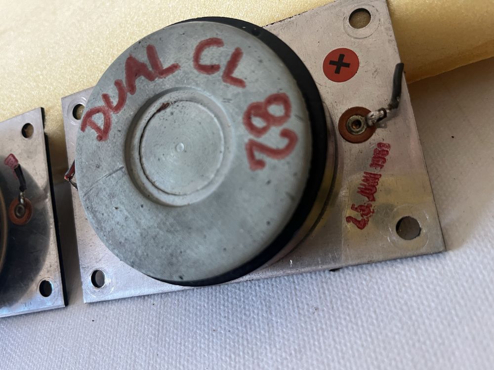 Głośniki  kolumn  Dual CL 82