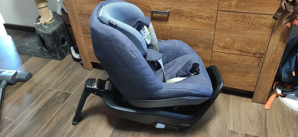 Maxi Cosi 2 way perl