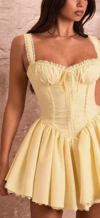 Sukienka rozkloszowana