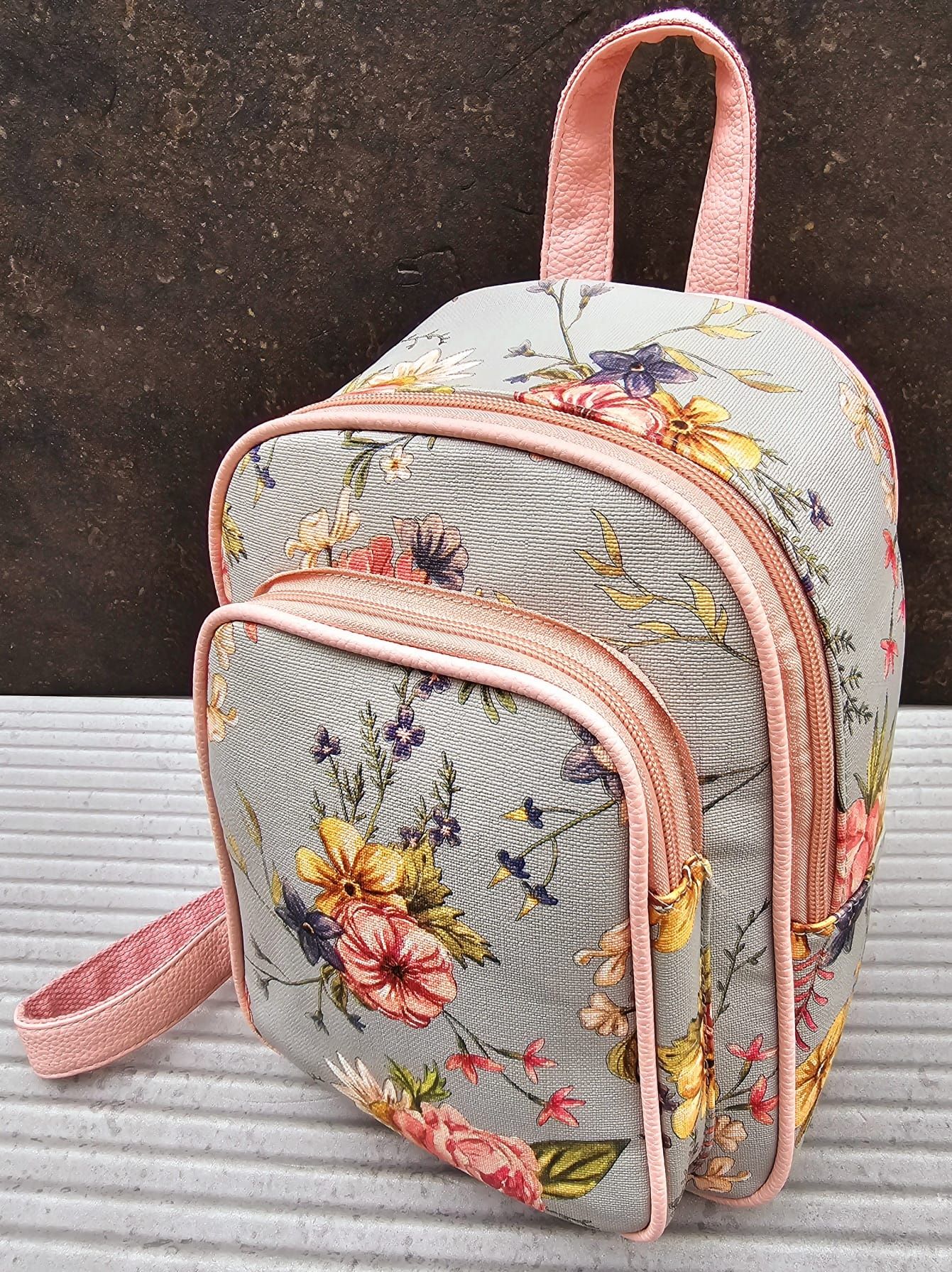 Nowy modny plecak damski marki Marco Contti kwiaty róż