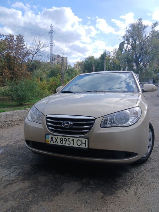 Продам хюндай элантру 2010 год Владею авто  10 лет