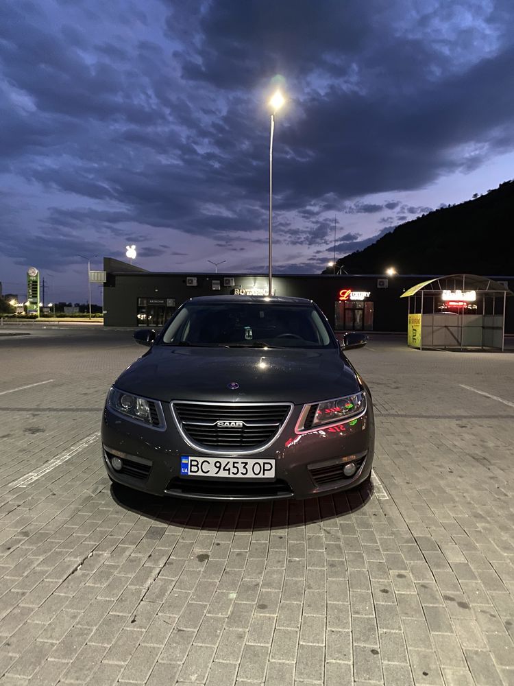 Saab 9-5 2011  MG..