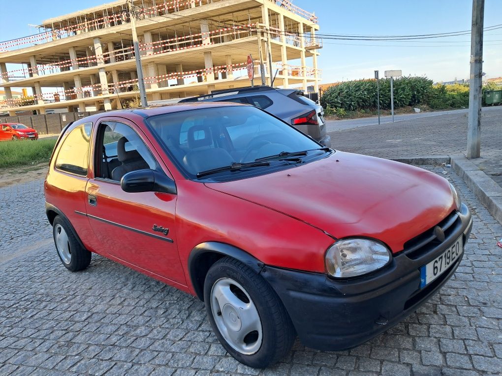 Opel corsa 1.2 AC/Teto solar