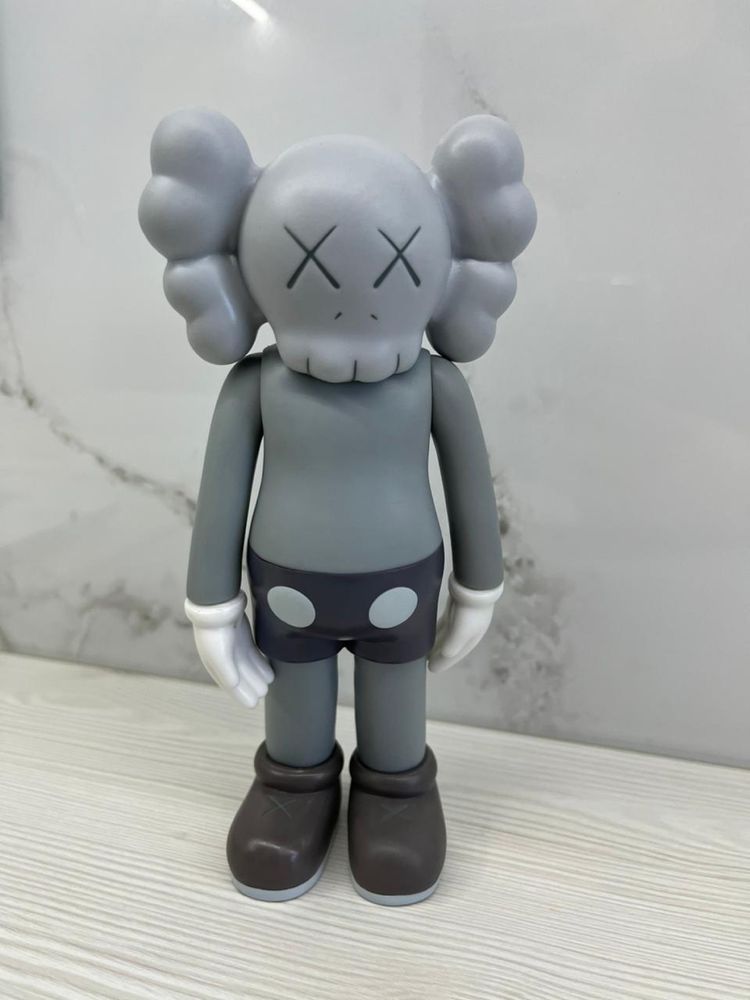 Фігурка KAWS