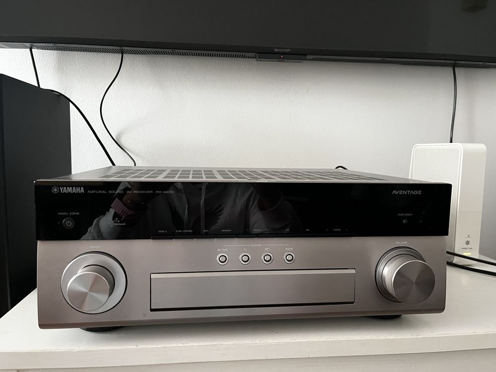 Yamaha RX-A830 amplituner