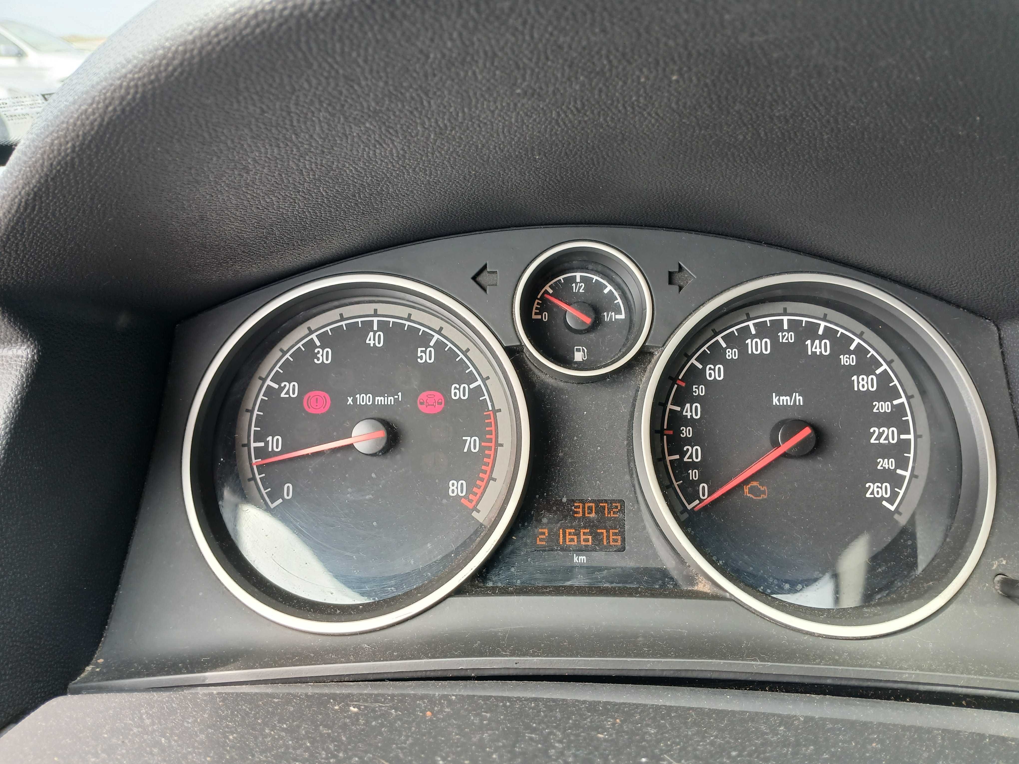 Opel Astra 1,6 benzyna