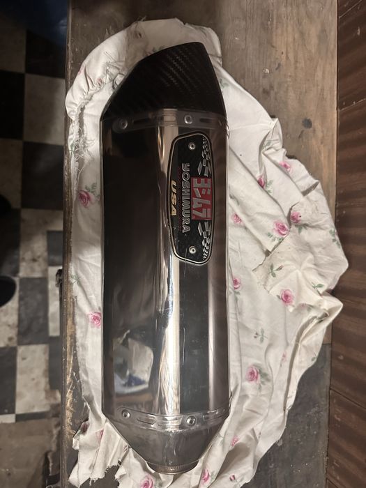 Yoshimura r77 gsxr 750 k8