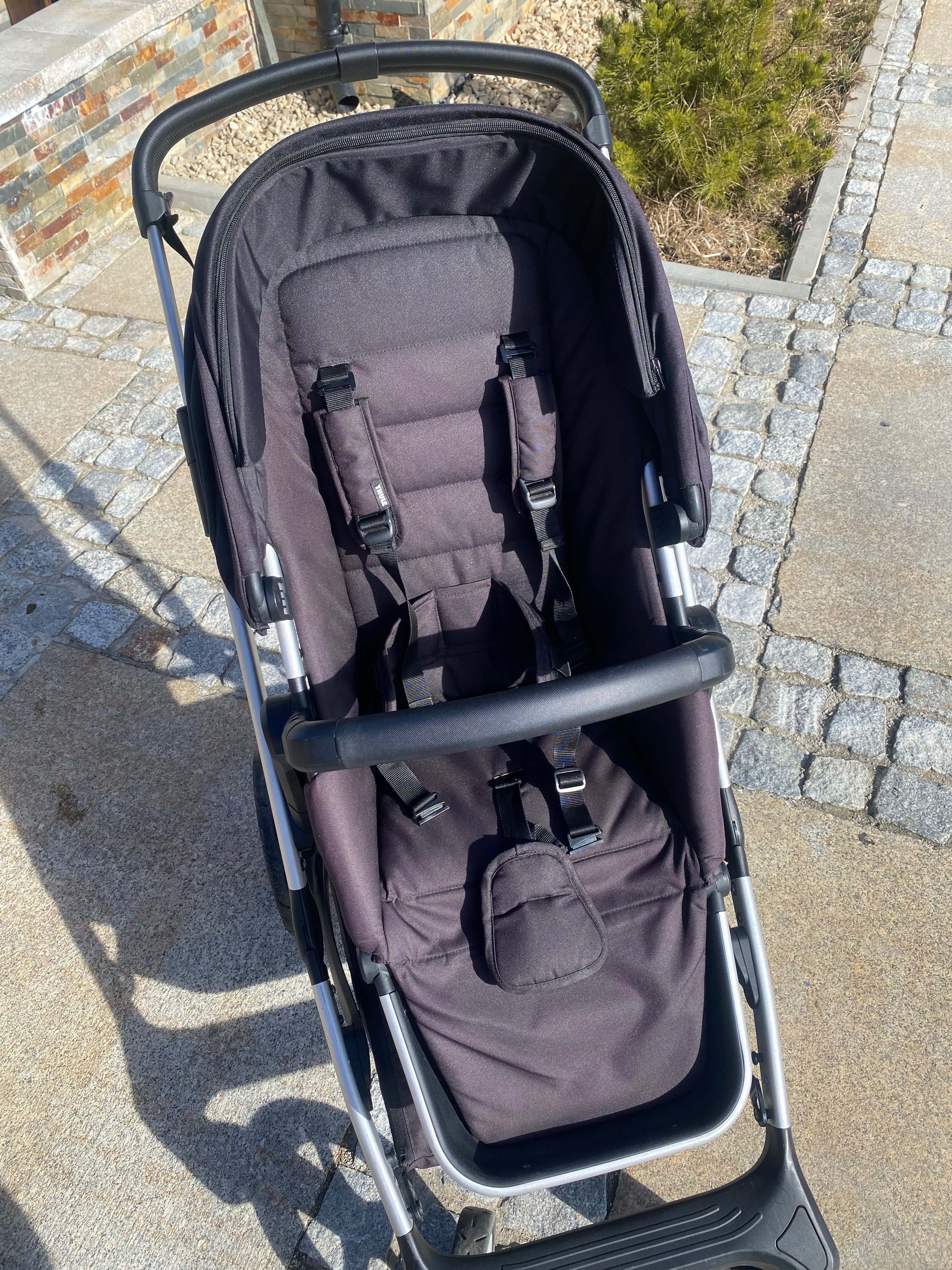 Wózek spacerowy Thule Sleek Aluminum/Midnight Black