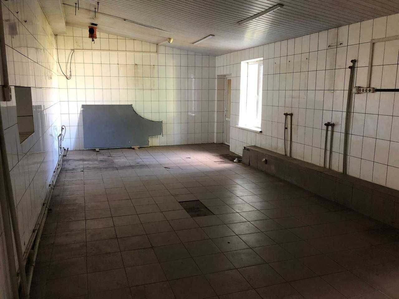 Виробниче приміщення, склад, ресторан "Урожай"