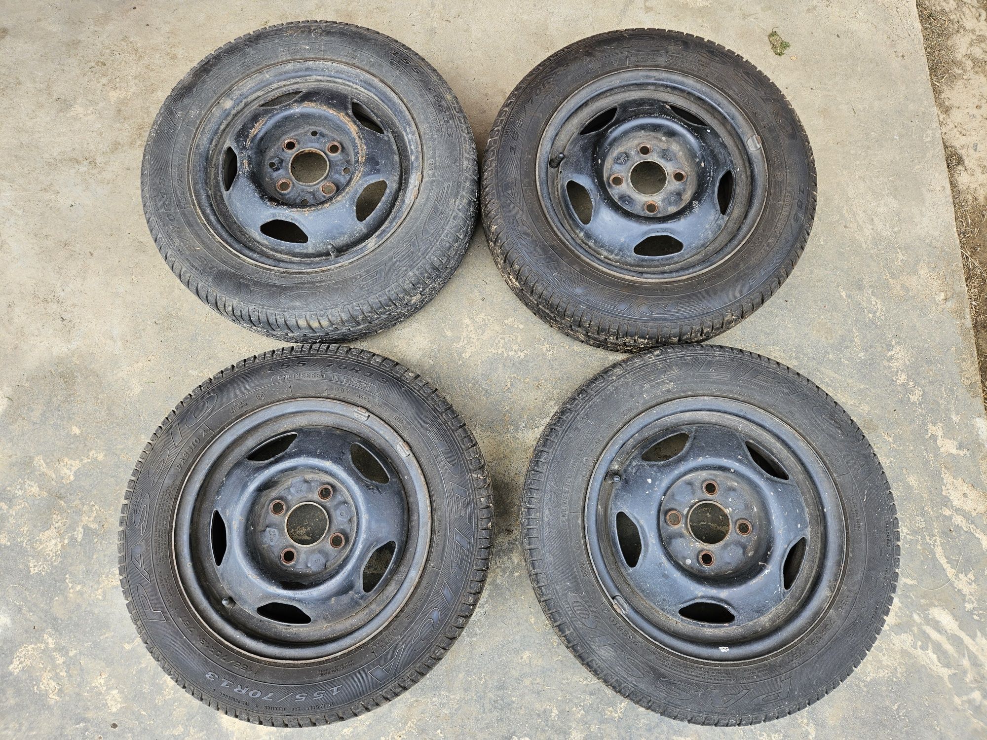 Koła 13" komplet, opony letnie 155/70R13, felgi stalowe