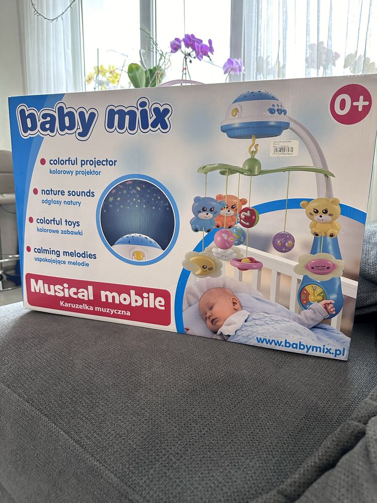 Мобіль-карусель Baby Mix ведмедики, червоний пластиковий, музичний