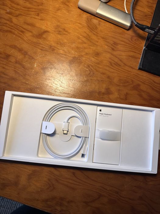 Teclado Apple Magic Keyboard touch ID