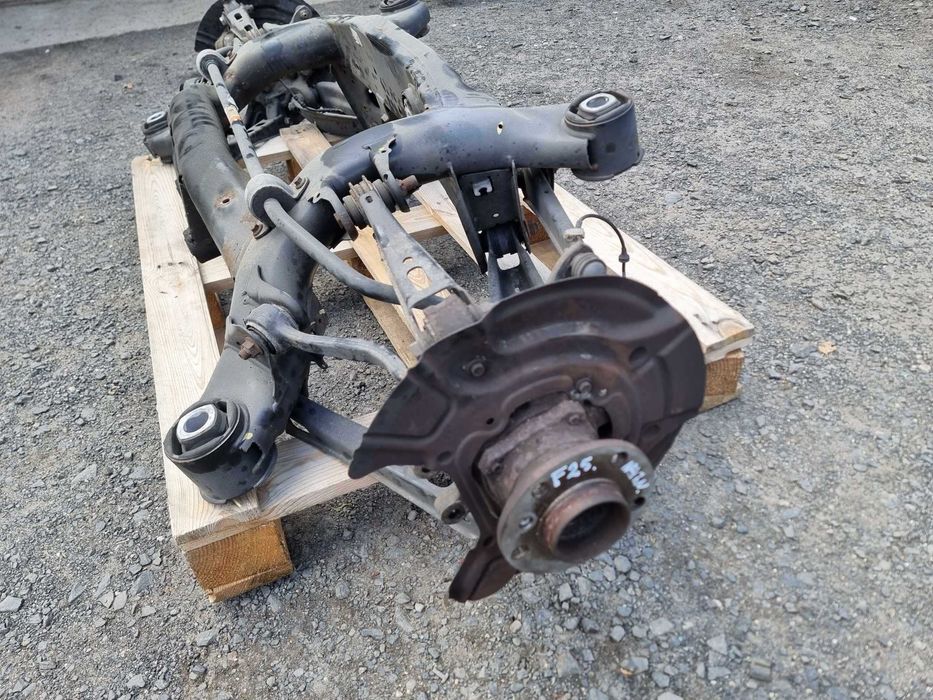 BMW x3 f25 belka wózek sanki tył 2.0d