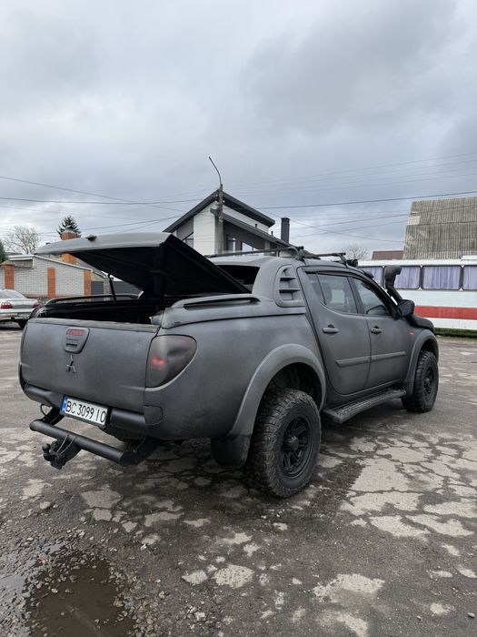 Продам л200 2.5дизель