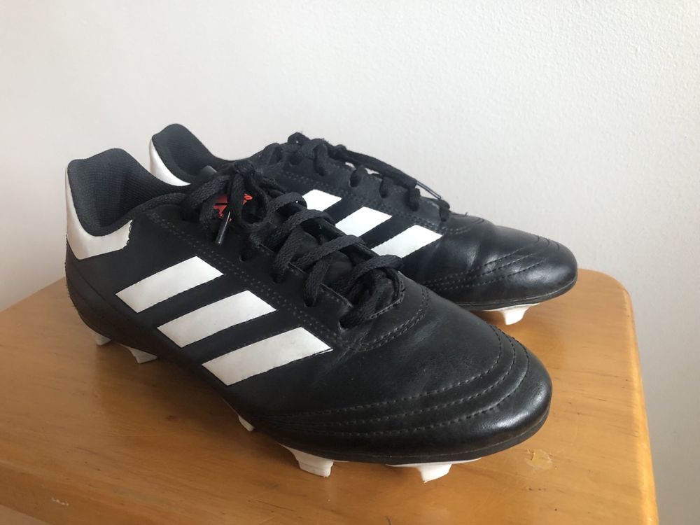 Buty adidas piłkarskie