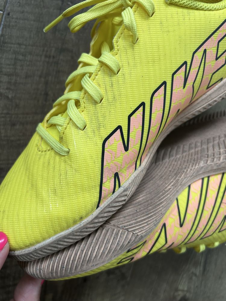 Buty Nike Mercurial 38,5 buty piłkarskie Nike halówki