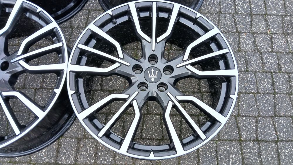 20" Maserati Grecale 5x110  9j et29  Alfa Romeo Stelvio Tonale  Ideal