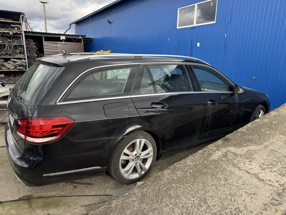 Кузов з документами Mercedes W212 гібрид 2.2 cdi