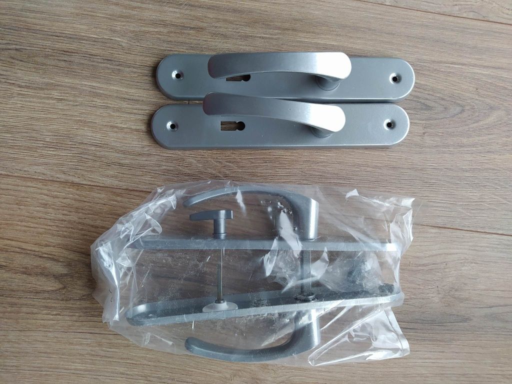 Klamki  komplet 9 szt