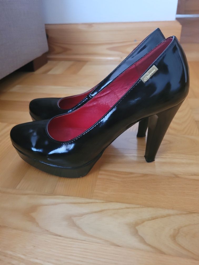 Buty szpilki eleganckie 38